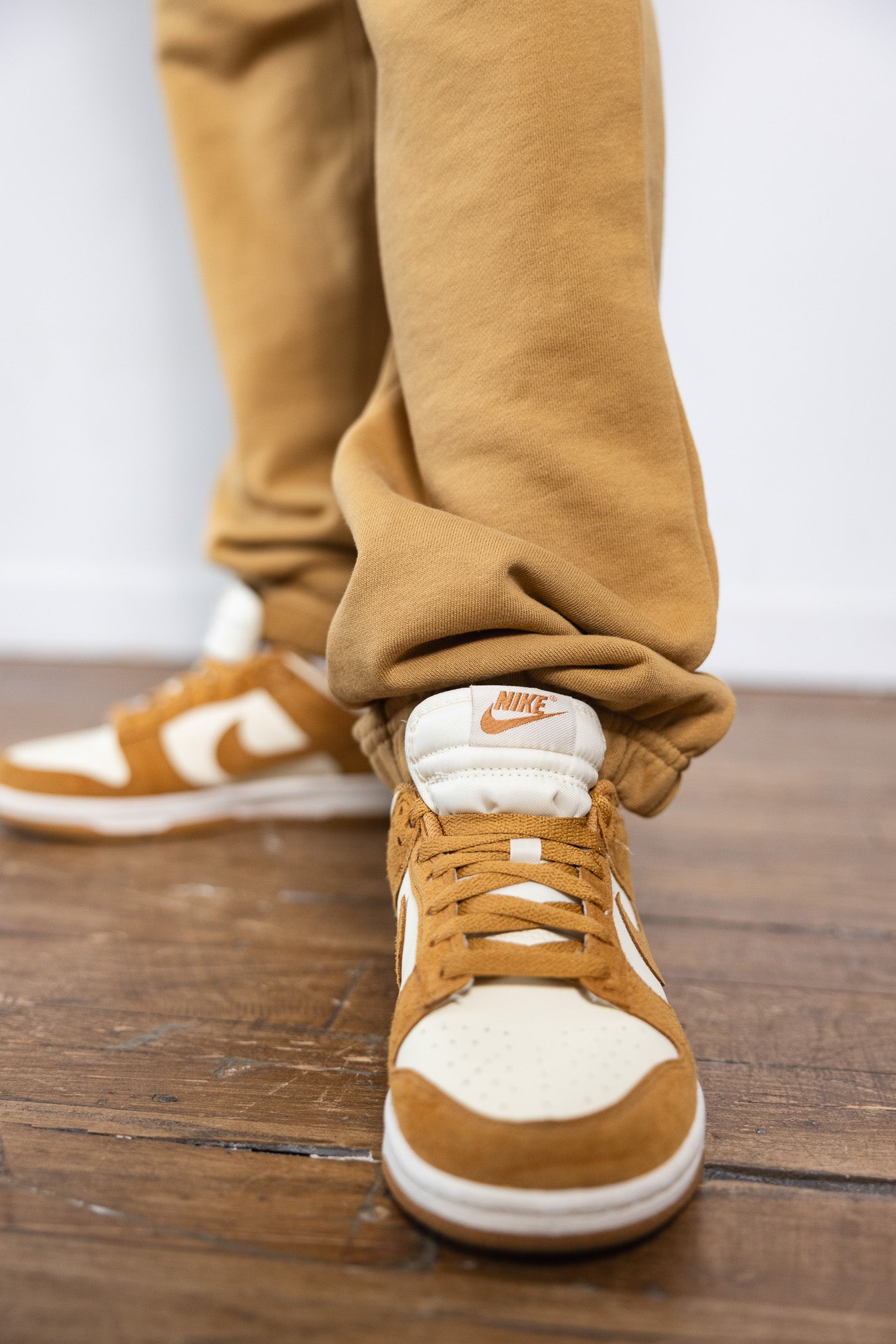 French Terry Joggers - Camel